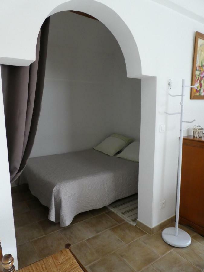 Les Biguieres Guest House Maubec  ภายนอก รูปภาพ